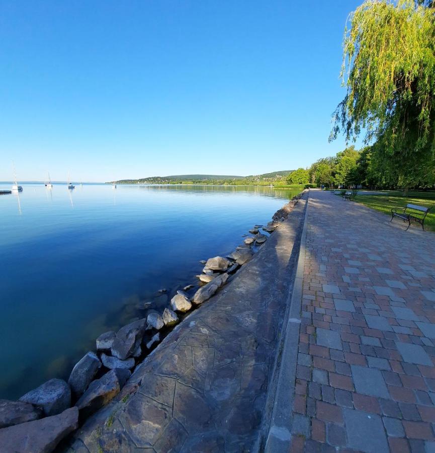 Harmónia Vendégház Balatonalmádi Esterno foto