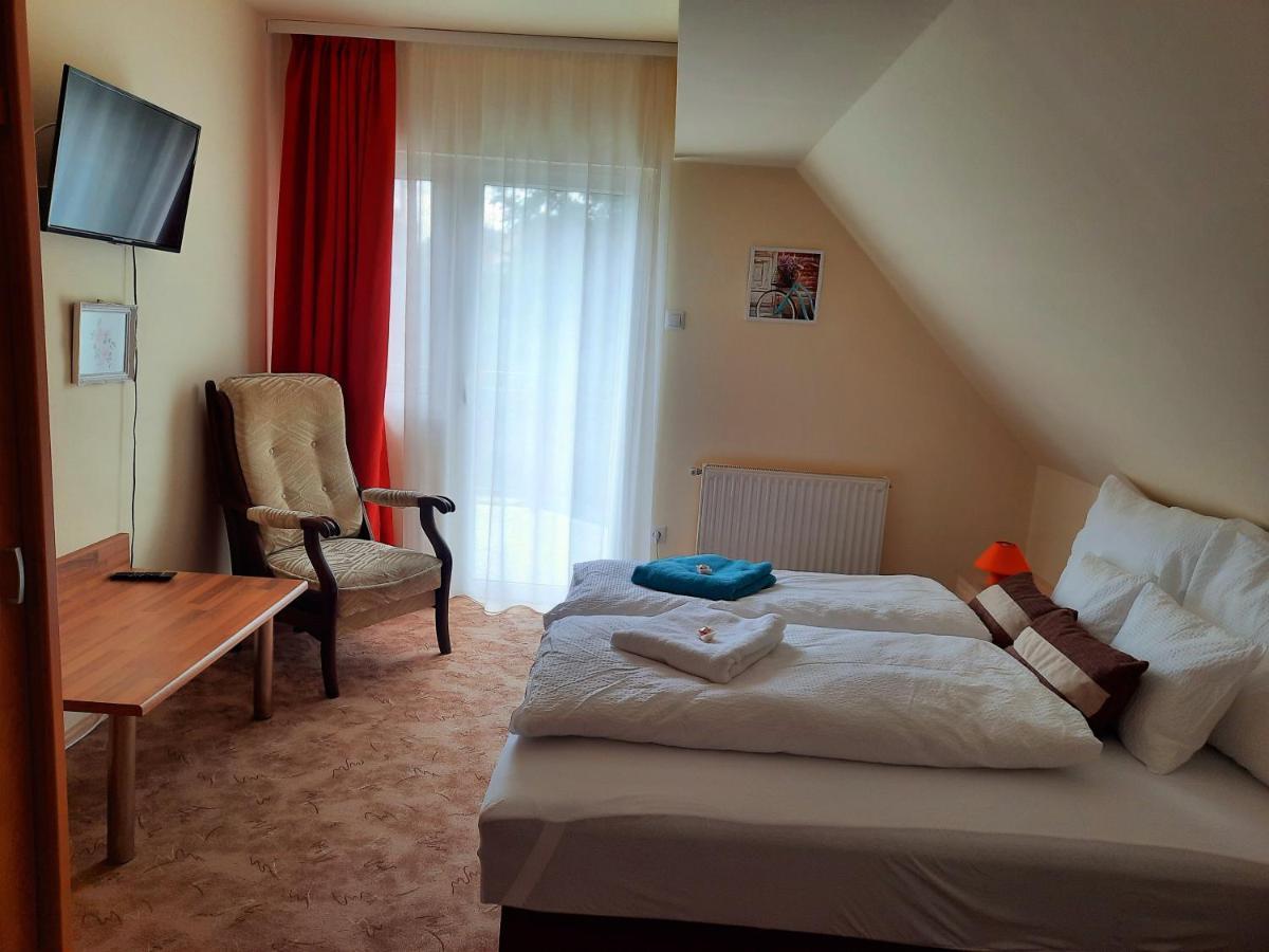 Harmónia Vendégház Balatonalmádi Esterno foto